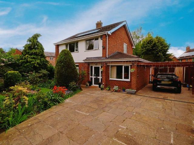 House for sale in Tilston