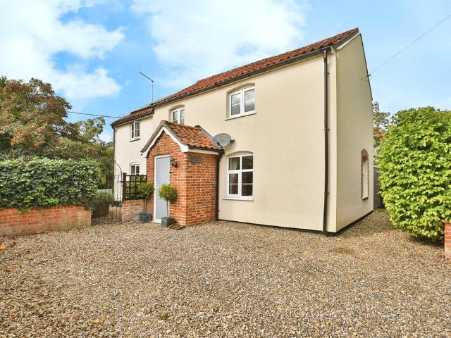 House for sale in East Tuddenham, Norfolk