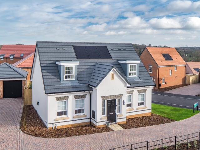 House for sale in Speen