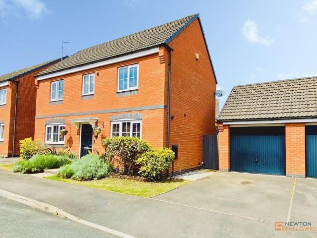 House for sale in Elmfield, Leicestershire