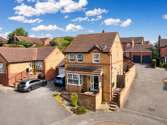 House for sale in Northampton, Northamptonshire