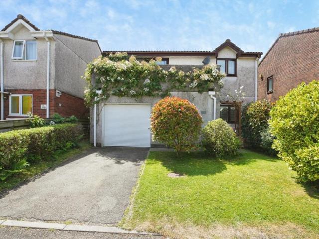 House for sale in Hallaze, Scredda