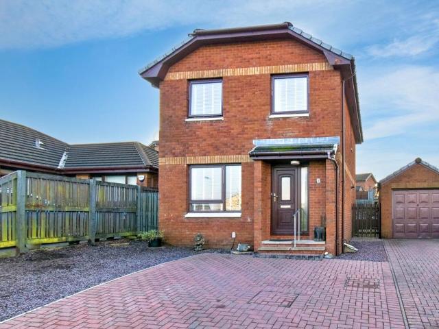 House for sale in South Barrwood, Kilsyth