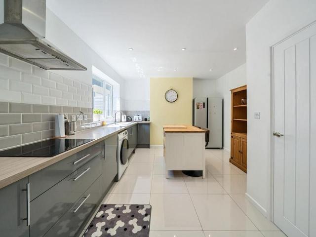 House for sale in Cwmrhydyceirw, Swansea