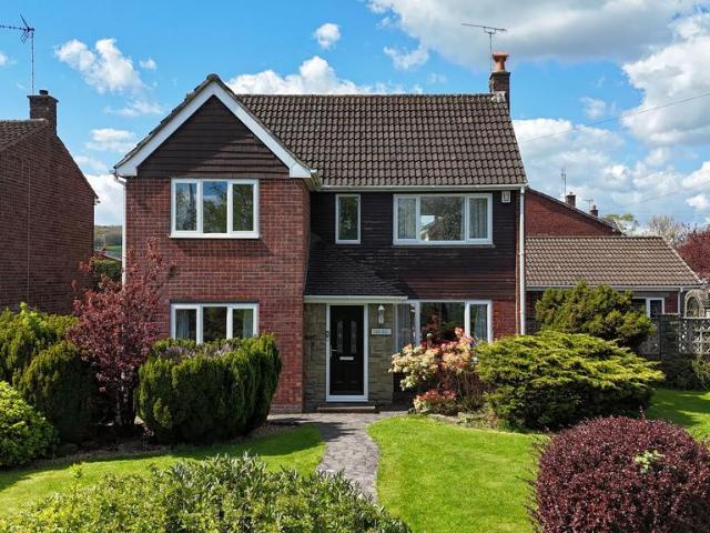 House for sale in Huntley, Kingsley Moor