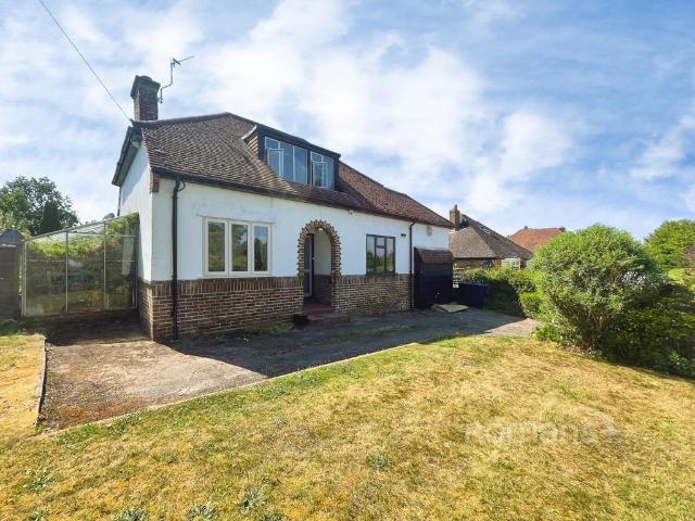House for sale in Fole, Surrey