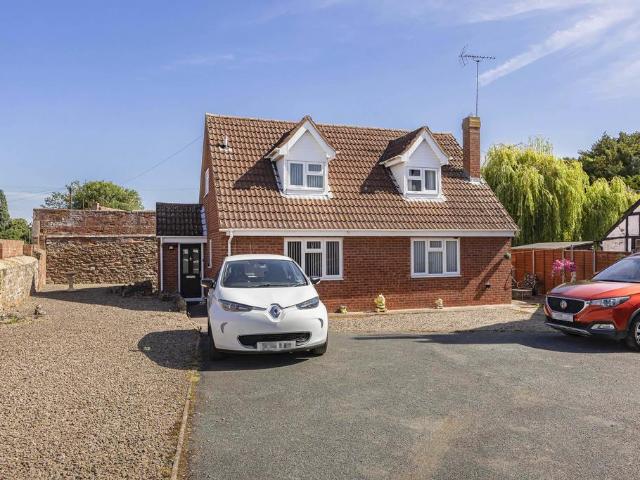 House for sale in Portfields, Lower Bullingham