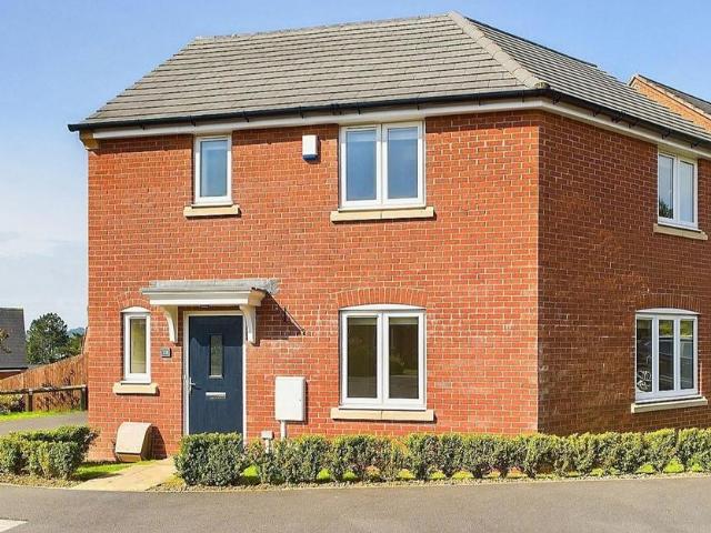 House for sale in Froggatt, East Midlands
