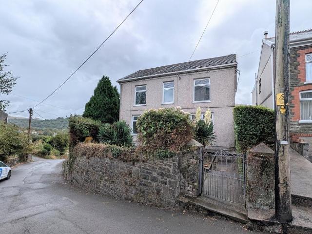 House for sale in Ystalyfera