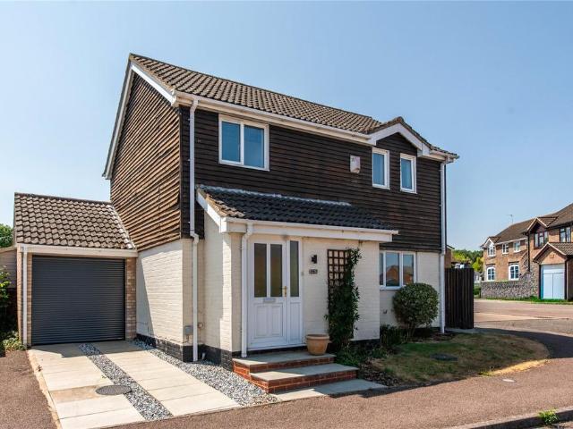 House for sale in Olney