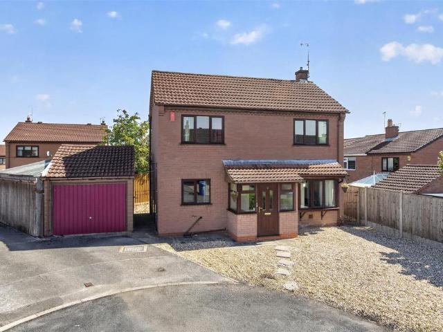 House for sale in Potters Corner, East Midlands
