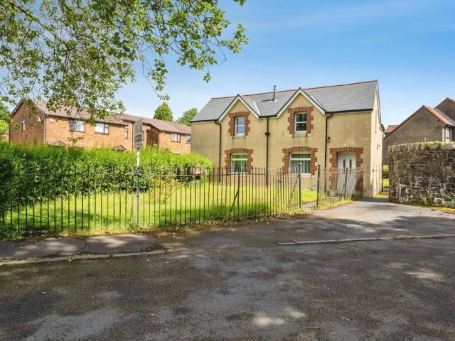 House for sale in Mynyddbach, Nangreaves