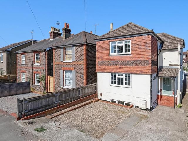 House for sale in Red Hill, Surrey
