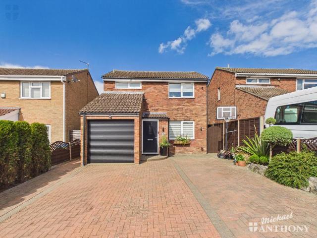 House for sale in Haydon Hill, Aylesbury