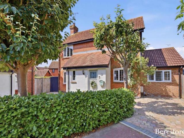 House for sale in Noak Hill, Essex