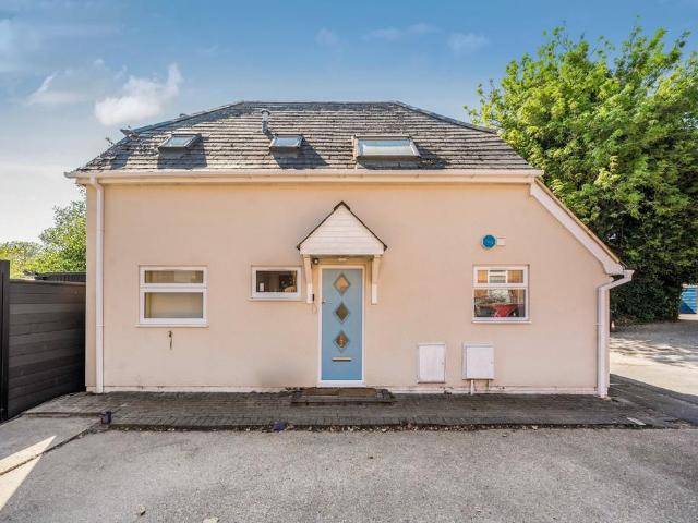 House for sale in Fulflood, Hampshire