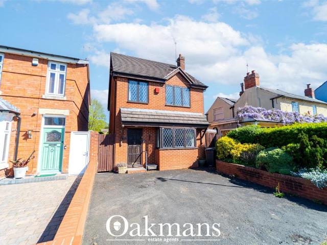 House for sale in Bromsgrove, Worcestershire