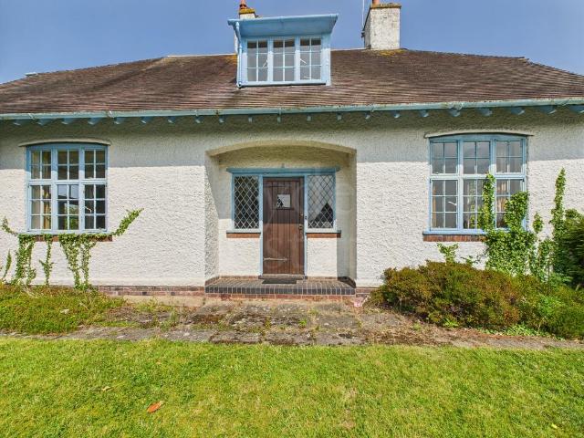 House for sale in Rushock, Worcestershire