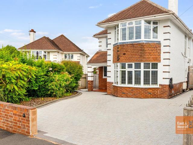 House for sale in Watergate, Devon