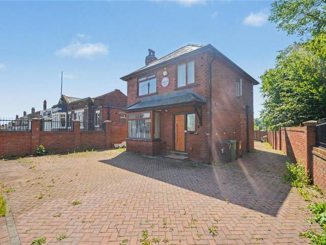 House for sale in Middleton, West Yorkshire