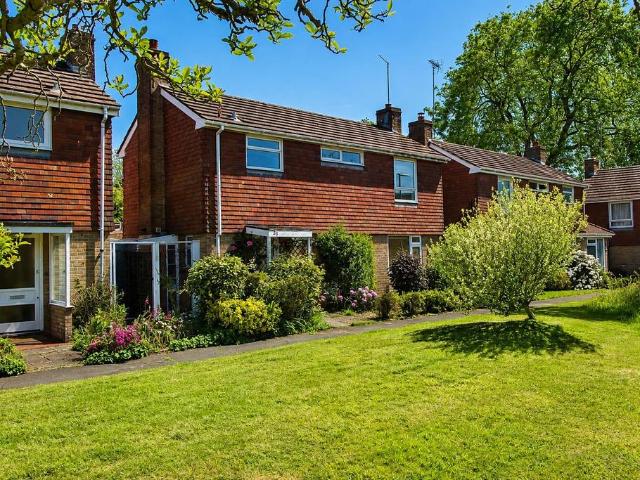 House for sale in Perryfields, West Sussex