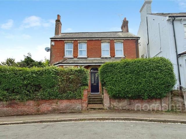 House for sale in Aldershot, Hampshire