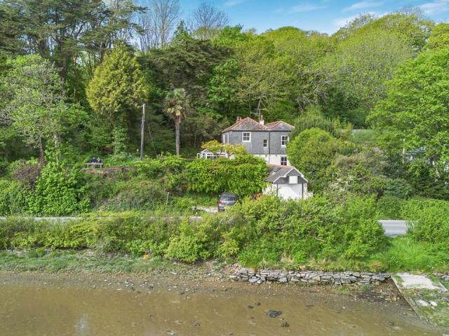 House for sale in Newham, Penweathers
