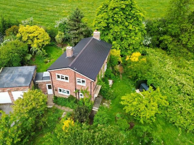 House for sale in Gedling, East Midlands