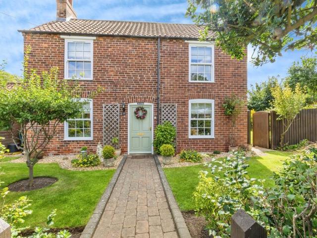 House for sale in Ashby De La Launde, Lincolnshire