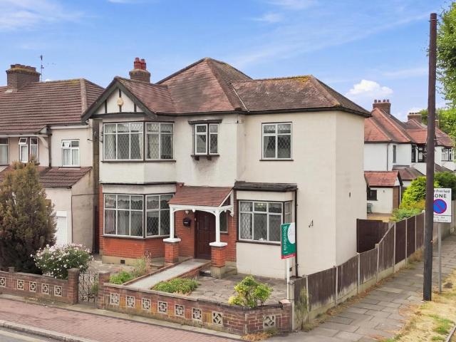House for sale in London Borough of Havering, Greater London