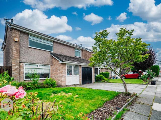 House for sale in Brandlesholme, Bury