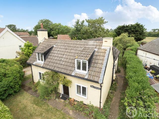 House for sale in Thorpe Common, Eastbridge