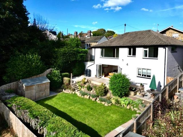 House for sale in Netheroyd Hill, Kirklees