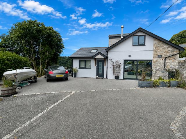 House for sale in Calstock