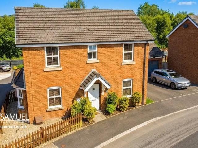 House for sale in Llwydcoed