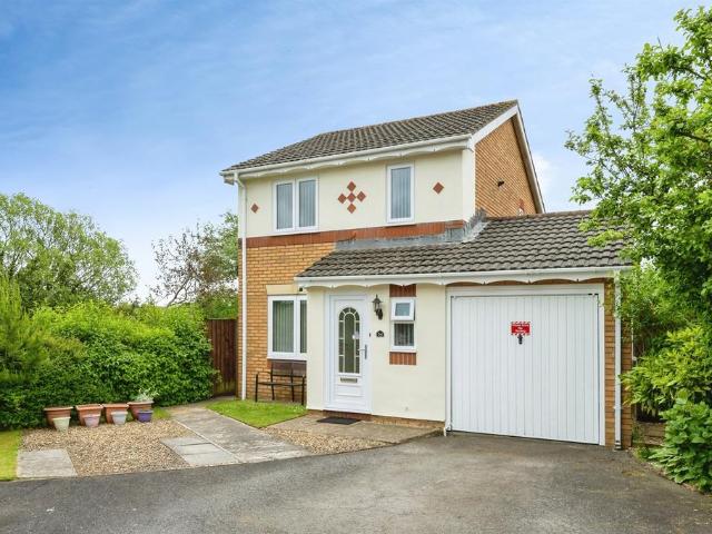 House for sale in Gorseinon, Wales