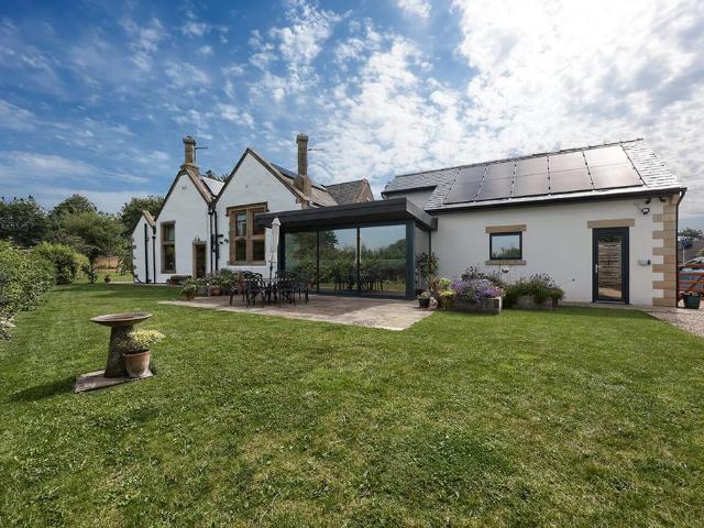 House for sale in Higher Bartle, Lancashire