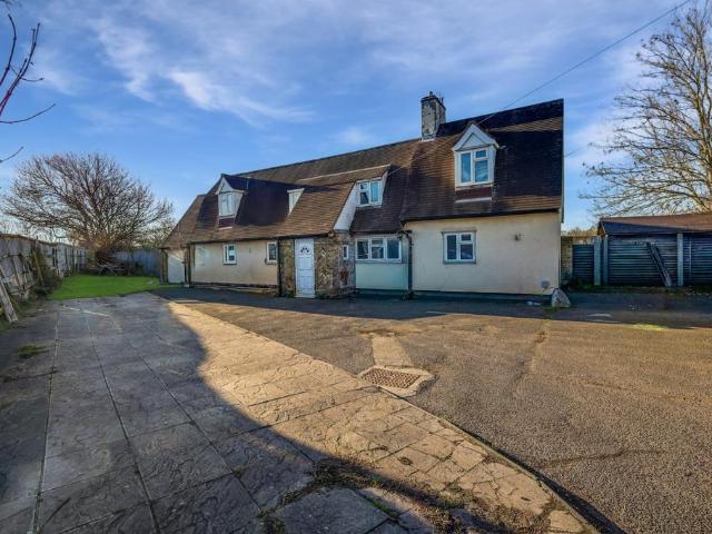 House for sale in Wickford