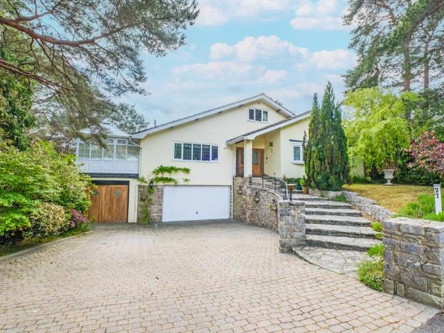 House for sale in Penn Hill, Poole