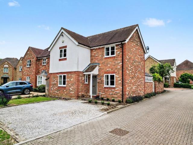 House for sale in Duton Hill, Essex