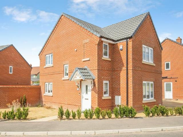 House for sale in Chelmondiston, Suffolk