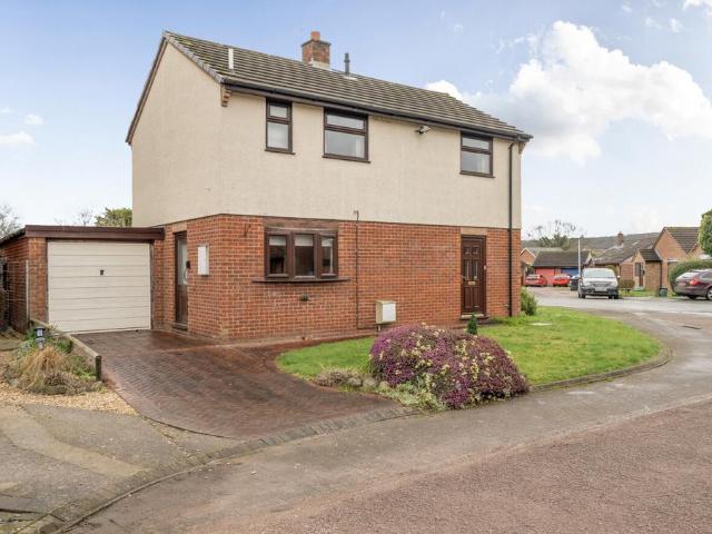 House for sale in Guilsfield