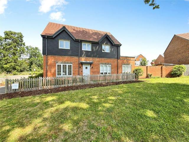House for sale in Mindenhurst, Heol-las