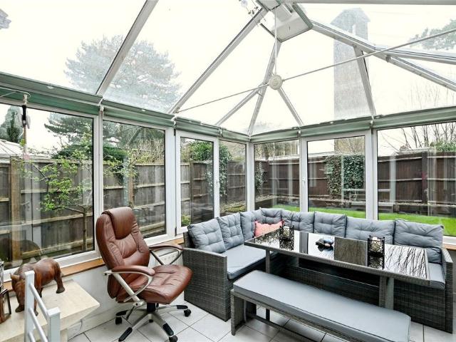 House for sale in Littlecote, West Sussex