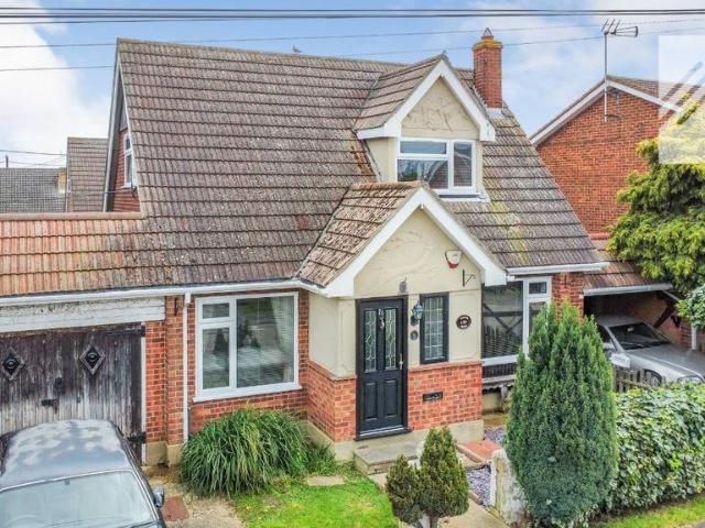 House for sale in Leigh Beck, Essex