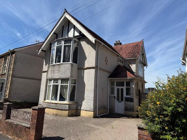House for sale in Cimla, Neath