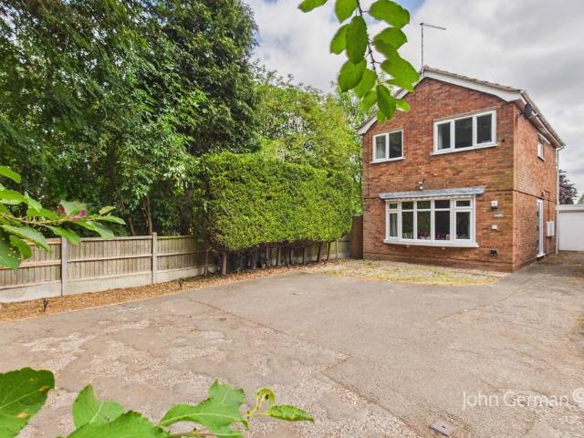 House for sale in The Heath, Beamhurst