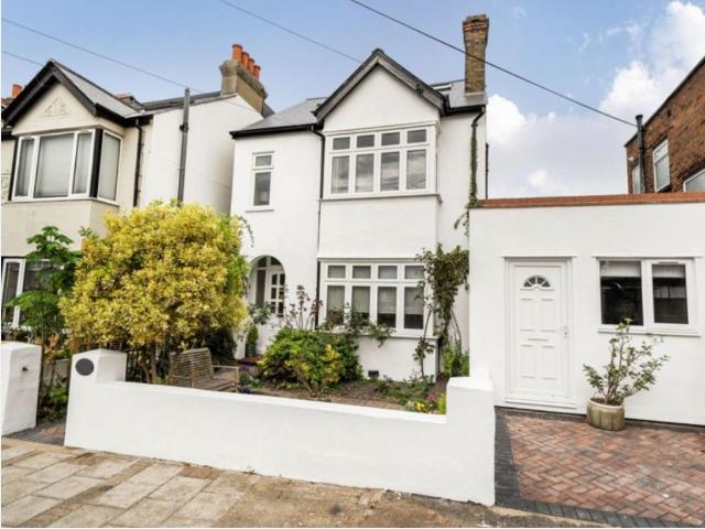 House for sale in Bickley, Greater London