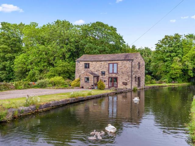 House for sale in East Morton, West Yorkshire