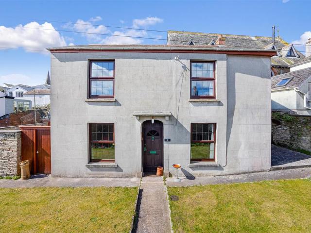 House for sale in Strode, Devon